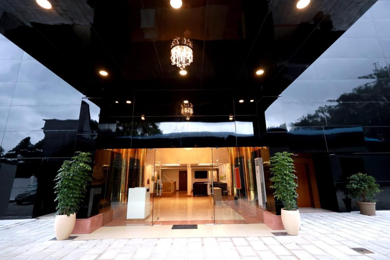 Pearl Residency 호텔 Ayoor 외부 사진