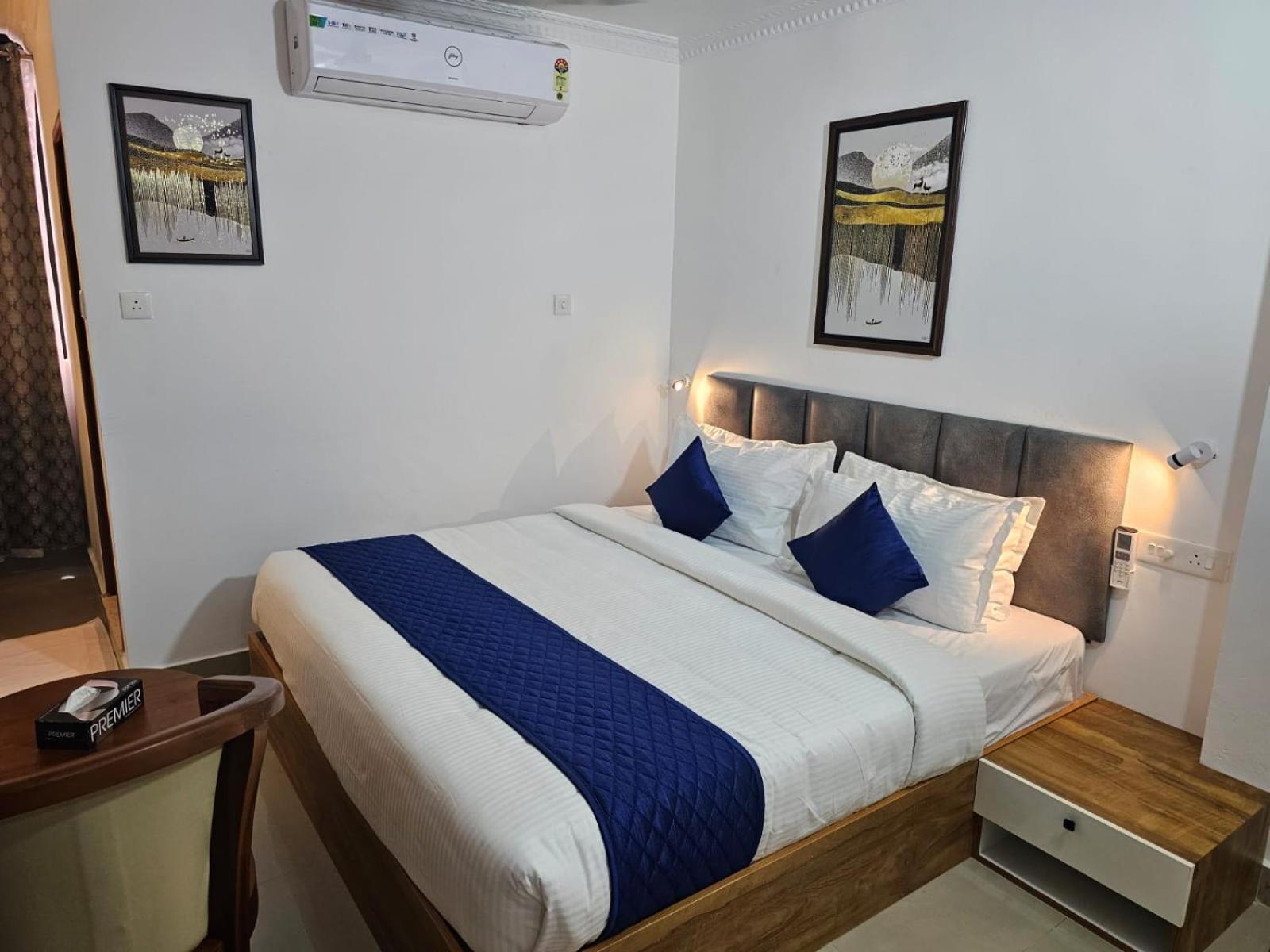 Pearl Residency 호텔 Ayoor 외부 사진