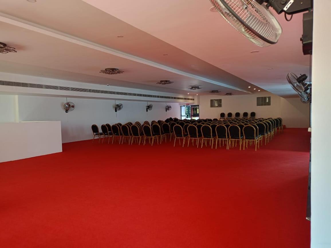 Pearl Residency 호텔 Ayoor 외부 사진